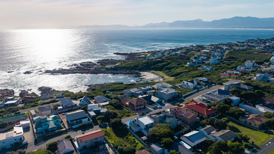 3 Bedroom Property for Sale in De Kelders Western Cape